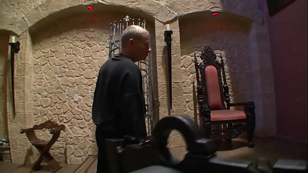 BDSM – SLAVE CASTING