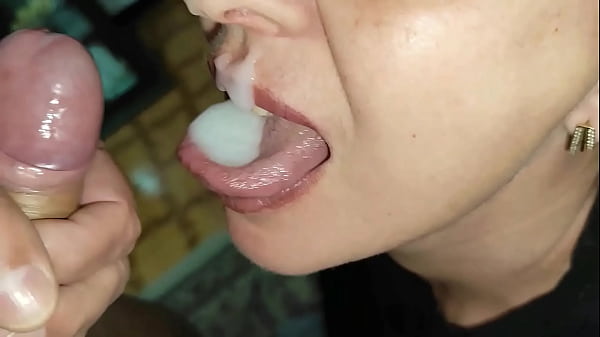 Hora Fottuta, Cazzo Sua in Bocca e Creampie Troia